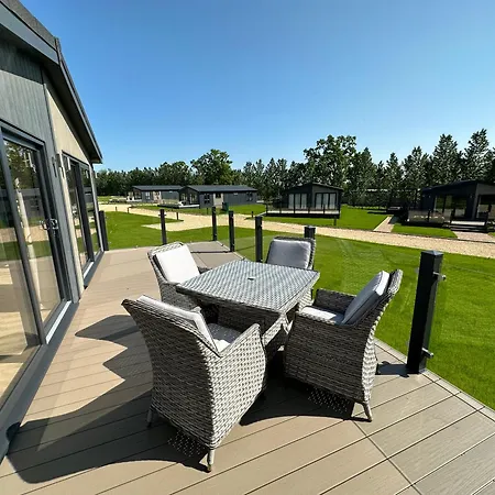 Keld Spring Retreat 赫尔姆斯利