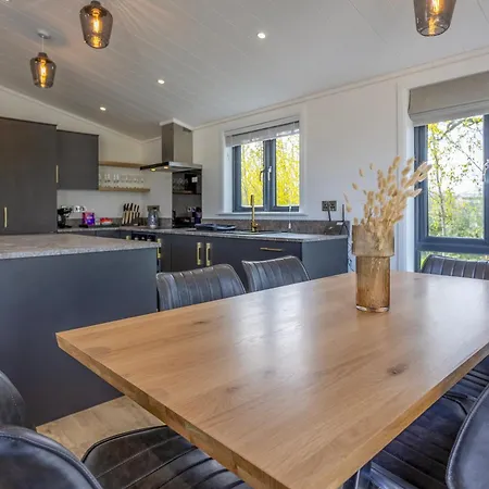 假日公园 Keld Spring Retreat *