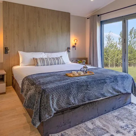 Keld Spring Retreat 赫尔姆斯利